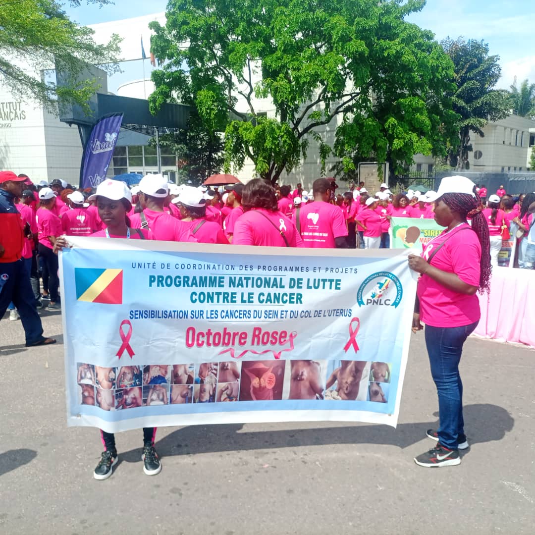 Octobre rose : une marche pour dire non au cancer du sein