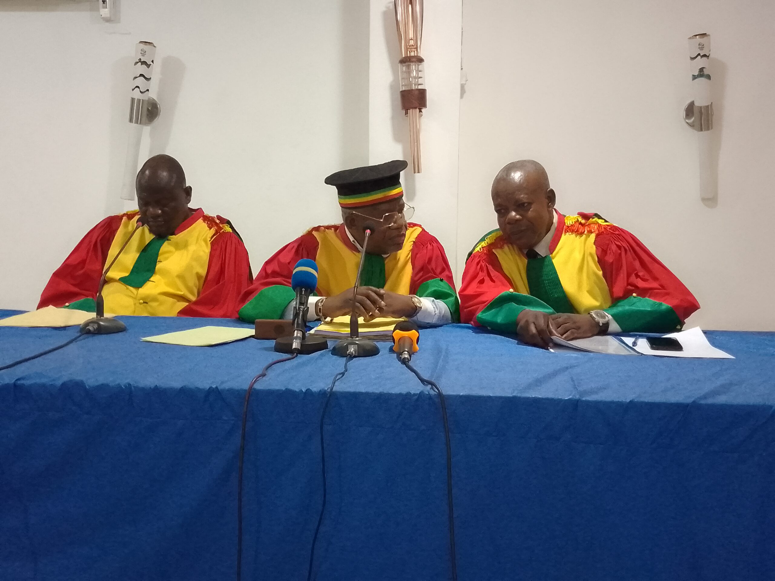 Les doléances examinées et approuvées