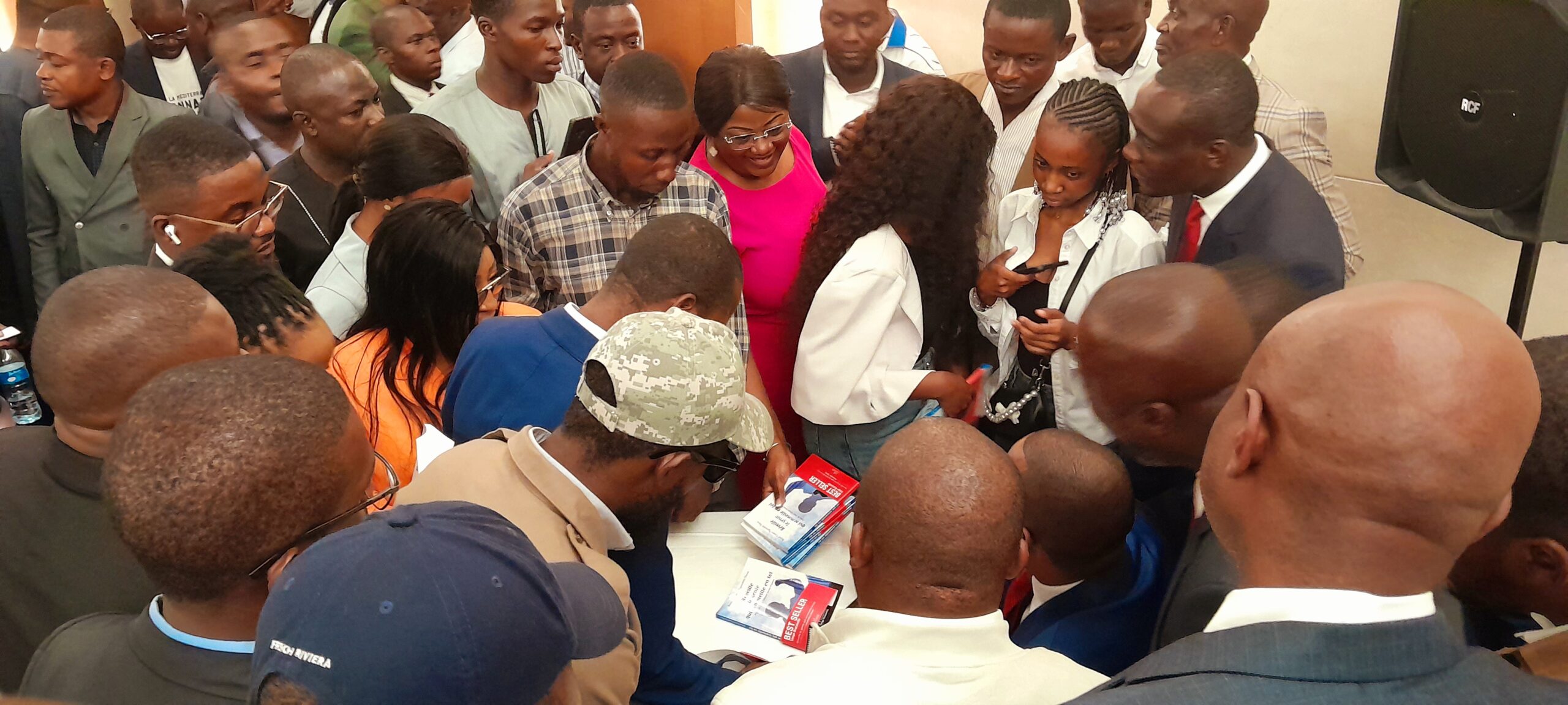 Ce livre est disponible en téléchargement et à la librairie le Harmattan.