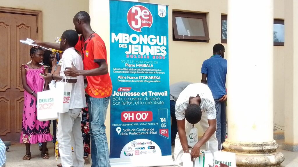 Parrain et partenaires de l’événement, le ministre d’Etat, ministre des affaires foncières