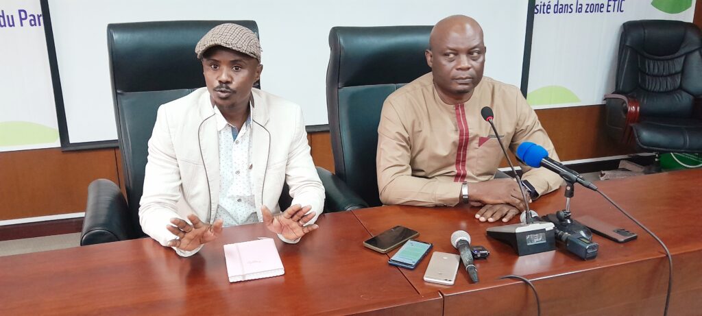 Mise en application de la loi interdisant l'exportation du bois