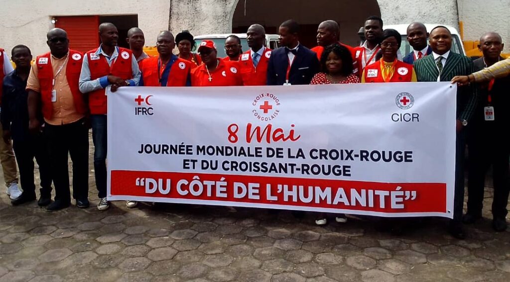 Le vice-président, au cours de la célebration de la journée internationale de la Croix-Rouge a appelé le peuple congolais d’avoir une vision pour les personnes vulnérables, précisant que cette vision doit être celle d’assister et d’aider les les démunis en leur donnat à manger, à boire et à se vêtir en vue d’être honoré par la société et ainsi contribuer au développement du pays.