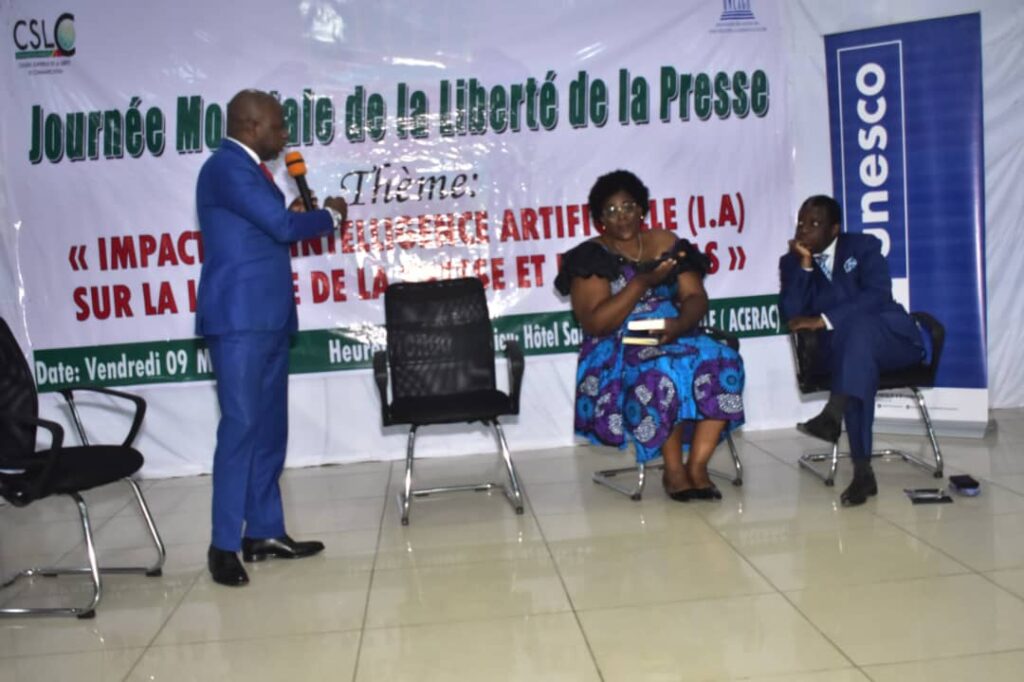 En suivant les invités, tous les panélistes ont tous une utilisation et un avis différents sur l’intelligence artificielle, ils se sont accordés à dire que le journaliste congolais est encore très loin de totalement appréhender cette technologie.