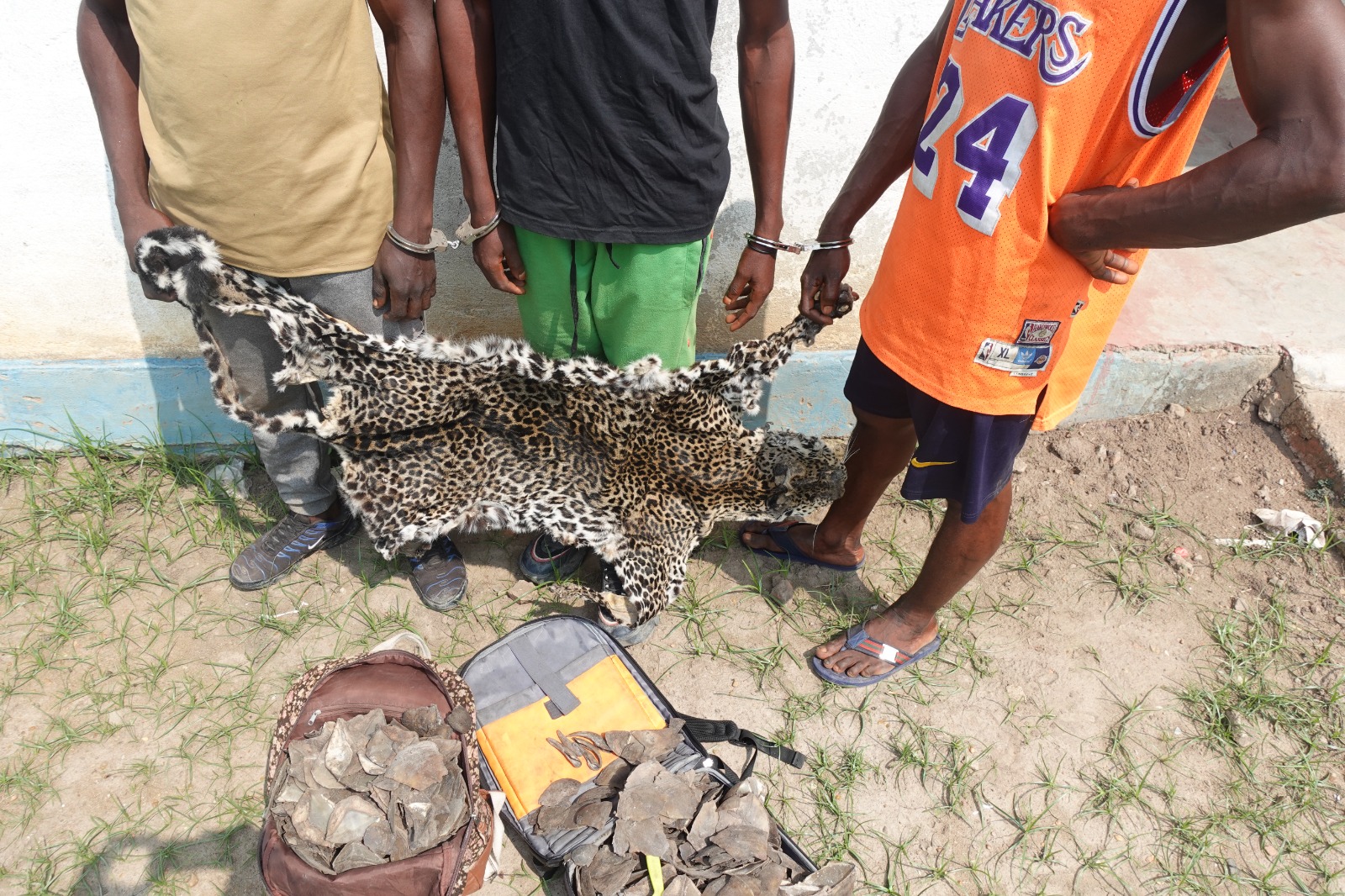 Ces derniers risquent des peines allant de deux à cinq ans d’emprisonnement ferme ainsi qu’une amende pouvant atteindre cinq millions de Frs Cfa conformément à la loi