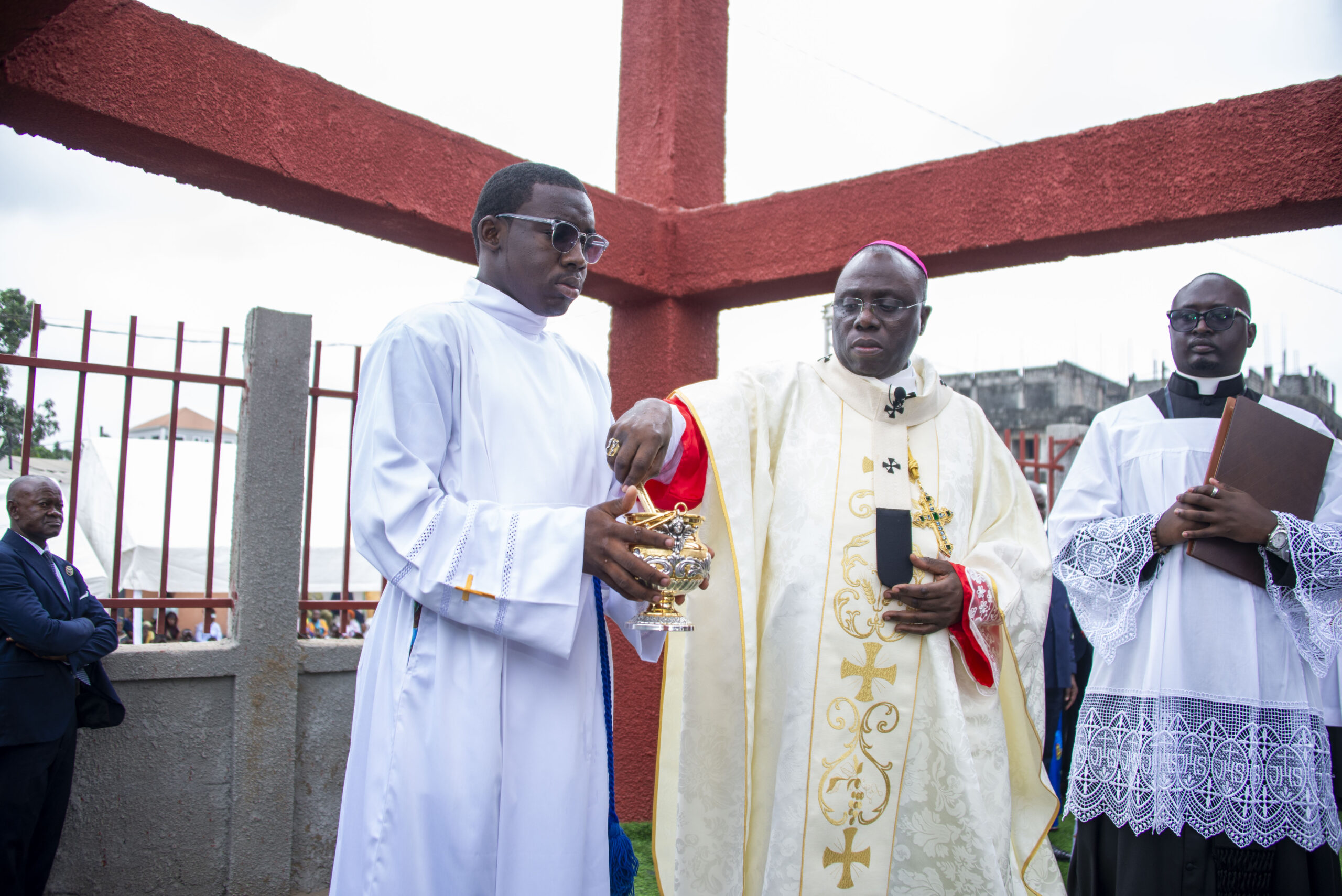 Lors de l'inauguration du temple Saint-Christphe de Mvoumvou à Pointe-Noire