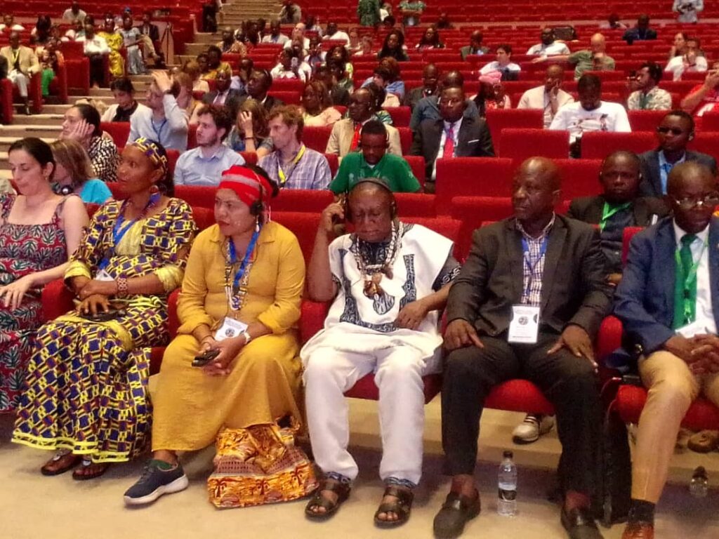 A cette même occasion, la ministre a rappelé aux participants les instructions données par le président de la République du Congo, Denis Sassou N’Guesso, en matière de la conservation des écosystèmes forestiers et de la promotion des peuples autochtones et communautés locales, qui sollicite que la déclaration de Brazzaville soit portée par l'Assemblée générale des Nations-Unies ainsi que tous les pays des bassins forestiers à la Cop 30 de Belém au Brésil.