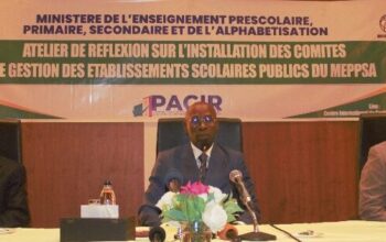 Les travaux de réflexion sur l’installation des comités de gestion de ces établissements scolaires publics ont été lancés le 12 juin à Brazzaville, par le ministre en charge de l’éducation nationale, Jean Luc Mouthou, en présence des délégués des ministères des finances et de la décentralisation, ainsi que des préfets et administrateurs maires, en vue de définir ensemble une feuille de route sur la question.