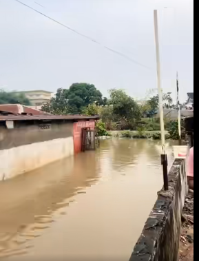 Brazzaville : une pluie en pleine saison sèche cause d’importants dégâts matériels