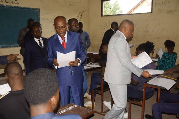 Le Congo met fin à la double candidature aux Baccalauréats