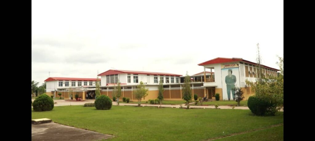 Au cours de cette campagne dénommée coup de poing santé, consultera entre 500 et 1000 patients avec possibilité de rallonge au cas où l’urgence se ferait sentir, a précisé, le coordonnateur technique de l’opération coup de poing santé, le professeur Alexis Dokekias. « Que tout le monde essaie de passer au dévouement réel », a-t-il lancé.