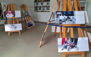 L’exposition se compose de 27 tableaux répartis en deux segments. Le premier, est à caractère historique, il retrace les grandes étapes de l’adhésion du Congo à l’Organisation et met en lumière la constance de l’engagement du pays en faveur du multilatéralisme ainsi que la qualité des relations diplomatiques entretenues avec l’Onu.