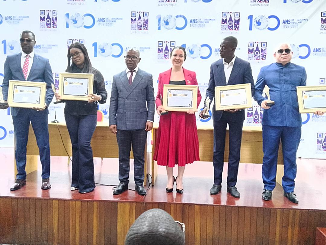 Prix du mérite pour la citoyenneté au Congo : 5 lauréats à Brazzaville