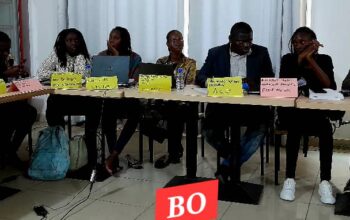 Isd et Jec forment les journalistes en mobilisant leurs propres expertises en éthique, vérification des faits et éducation aux médias. Les deux organisations s’appuient sur leurs compétences internes ainsi que sur l’appui d’un formateur de CFI, Lassina Niangaly, présent au Congo dans le cadre de sa mission.