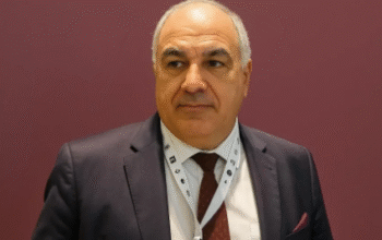 Soulignant que cet accord interprète un engagement groupal à renforcer la participation des compétences et des entreprises nationales dans les chaînes de valeur énergétiques, qui vise à développer des mécanismes efficaces pour mesurer et évaluer les politiques de contenu local dans les Etats membres pour permettre aux fournisseurs africains d’assurer des biens et services de haute qualité à l’industrie pétrolière et gazière au profit des entreprises locales.