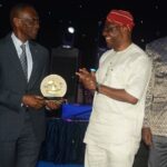 Free Yard (HSE) et Green Terminal, l’entreprise dispose d’équipements et de technologies de pointe, dont le système d’exploitation Navis 4. Congo Terminal a dépassé le seuil de 1.000.000 EVP manutentionnés par an depuis 2022 et emploie près de 900 collaborateurs congolais. L’entreprise mène des actions solidaires en faveur de la jeunesse, de la protection de l’environnement et de l’éducation.