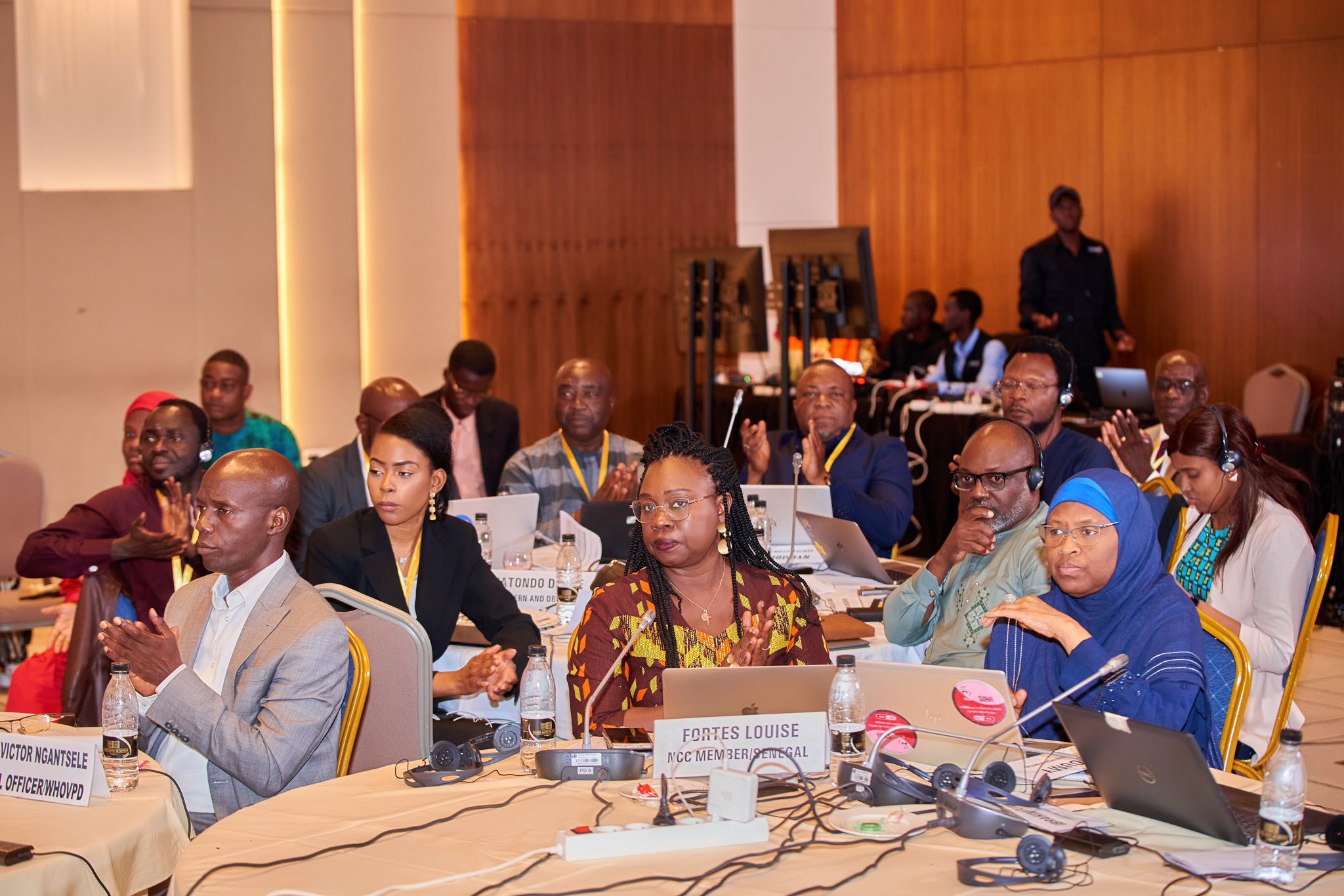 Les défis qui subsistent dans la région africaine, appellent à la solidarité renouvelée, et à une collaboration étroite entre les pays. La poliomyélite ne connait ni frontières, ni barrière administrative, notre réponse doit être collective, coordonnée et durable. « Nous sommes convaincus que cette session permettra de renouveler les engagements, de partager les leçons apprises, et d'orienter les prochaines étapes pour l'ensemble des pays invités », a signifié Mobousse. Pour Mobousse, la République du Congo reste disponible à mettre en œuvre les recommandations de la commission, et souhaite que les travaux de cette 35e session renforcent davantage la détermination commune à offrir aux générations futures un continent africain définitivement libéré de la poliomyélite.