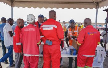 “Le Vih/sida n’est pas une fatalité mais ce n’est pas une raison pour s’y exposer. Il y a des comportements à adopter pour s’en préserver et pour ceux qui en sont atteints, il y a des mesures à respecter”, précise le médecin conseil de Congo Terminal, Eléazar Céleste Massamba.