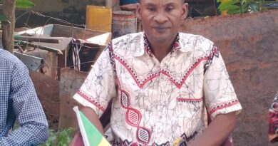 « Le ras-le-bol de la population m’a poussé à m’engager en politique. Parce que, j’ai comme l’impression que la population congolaise a toujours vécue dans la pauvreté et elle est toujours abandonnée, livrée à elle-même. Je m’engage en politique pour passer de l’observation passive à l’action concrète, en confrontant mes idéaux aux contraintes du terrain afin de servir la communauté », a exprimé le candidat.