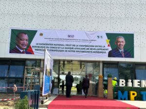 À l’issue de cette visite, le président de la Bad a salué ce projet, qu’il qualifie d’outil majeur de souveraineté numérique pour le Congo et pour l’Afrique centrale, avant d’exprimer que les équipements devraient être installés au cours des prochaines semaines, avec pour objectif une opérationnalisation avant les Assemblées annuelles du groupe de la Bad, prévues en mai prochain dans la capitale.