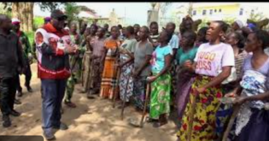 Présent sur le terrain, Yves Fortuné Moundélé-Ngolo, a salué l’engagement des participants. Il a rappelé que dans le cadre de la politique de salubrité publique, n’est pas pour la première fois. « Nous avons voulu donner une envergure particulière à cette opération, parce que nous sommes à la veille d’une élection. Il est important pour nous qu’Ongogni revête sa plus belle robe. Parce que nous allons certainement recevoir beaucoup de gens, il fallait mettre un accent particulier sur cette opération de salubrité… »