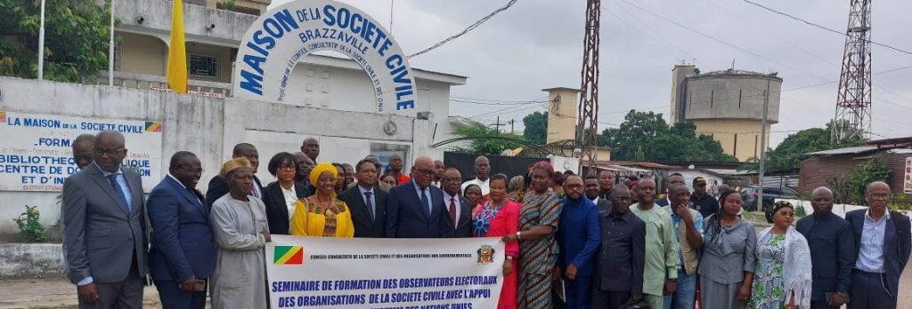 Les congolais seront appelés aux urnes le 15 mars prochain pour élire leur président de la République. Les élections législatives et municipales, quant à elles, sont prévues en 2027. Au regard des enjeux liés à ces échéances, il est indispensable de renforcer les capacités des organisations de la société civile dans l’accompagnement du processus électoral.
