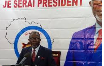 Mabio Mavoungou Zinga, révèle son plan pour la République du Congo ; parmi plusieurs propositions choc, le candidat du parti Alliance veut redonner au chemin de fer Congo-océan (Cfco) son rôle stratégique de colonne vertébrale économique du pays. Soucieux de montrer qu’il n’est pas uniquement cantonné aux sujets régaliens, Mavoungou a troqué son costume d’ancien député pour dévoiler, le 4 mars ; au cours d’une conférence de presse son programme intitulé « Cap pour demain », axé autour de sept (7) piliers majeurs susceptibles de transformer le pays.