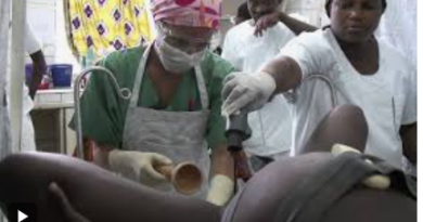 À l’initiative du gynécologue-obstétricien et expert en santé publique Darius Eryx Mbou Essie, le cabinet Congo Health Consulting organise le 28 mars à Brazzaville une matinée de sensibilisation baptisée « Café Sanitaire ». Placée sous le thème « Dépistage des lésions précancéreuses : ma santé, mon droit de savoir », cette initiative s’inscrit dans le cadre du mois de mars, dédié à la promotion des droits des femmes à travers le monde.