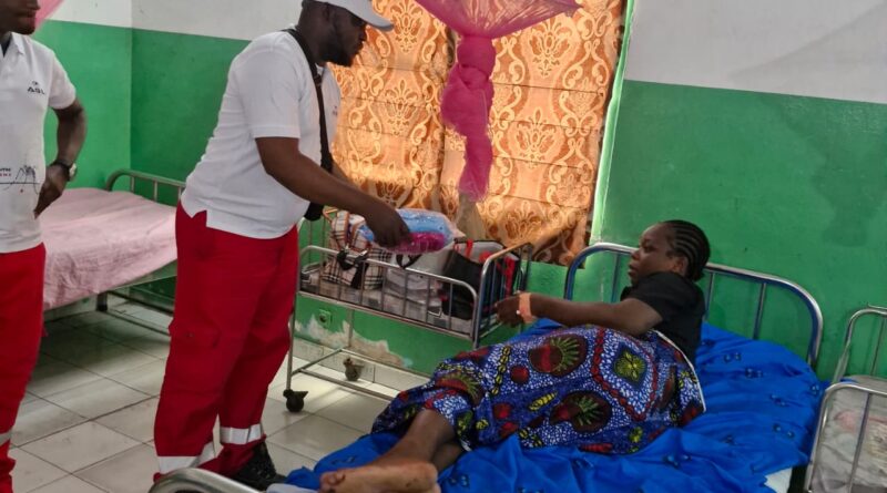 Les pairs éducateurs de Terminaux du Bassin du Congo (Tbc), filiale de Agl, ont procédé le 24 avril à la distribution de moustiquaires imprégnées aux malades dans deux centres de santé intégrés (Csi) de Brazzaville (Moukondo et Bissita).