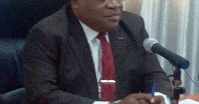 Le Conseil supérieur de la liberté de communication (CSLC) a présenté, le 15 avril 2026, le bilan de la régulation de la couverture médiatique de l’élection présidentielle tenue les 12 et 15 mars derniers. La restitution, conduite sous l’autorité de son président Médard Milandou Nsonga, met en lumière les acquis enregistrés, tout en pointant les limites qui ont marqué cette période électorale.