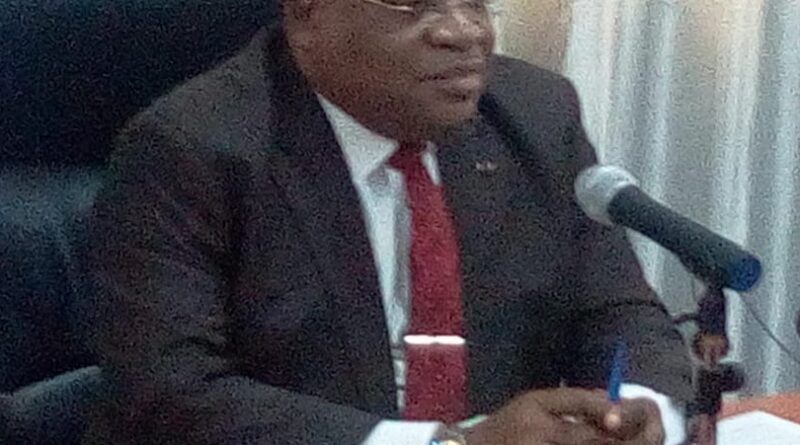 Le Conseil supérieur de la liberté de communication (CSLC) a présenté, le 15 avril 2026, le bilan de la régulation de la couverture médiatique de l’élection présidentielle tenue les 12 et 15 mars derniers. La restitution, conduite sous l’autorité de son président Médard Milandou Nsonga, met en lumière les acquis enregistrés, tout en pointant les limites qui ont marqué cette période électorale.