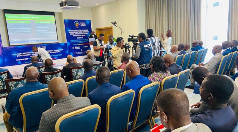 À l’issue des travaux, les participants ont globalement salué la qualité du document et sa conformité aux standards en matière de cyber sécurité. Le projet a été validé sous réserve de la prise en compte des amendements formulés, avant son adoption par l’Anssi. Parmi les recommandations figurent la finalisation des observations, la mise en place d’un plan de vulgarisation et de formation, ainsi que l’instauration d’un délai d’appropriation pour permettre aux différentes parties prenantes de se conformer progressivement aux exigences du référentiel.