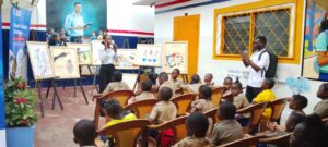 L’Initiative Stop Désinfo (ISD), en partenariat avec Journalisme Éthique Congo (JEC) et Fact Check Congo, a organisé, le 6 juin à Brazzaville, une rencontre citoyenne sous forme d’exposition de tableaux photographiques. Cette activité visait à sensibiliser 90 élèves du complexe scolaire Eduschool aux dangers de la désinformation, à la prolifération des fausses informations ainsi qu’à leur diffusion sur les réseaux sociaux et dans les espaces publics.