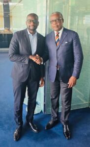 En séjour à Paris, le président du Mécanisme africain d’évaluation par les Pairs, (Maep), Alain Akouala Atipault, a été reçu à l’Assemblée nationale française par Carlos Martens Bilongo, député du Val-d’Oise et membre de la Commission des finances, de l’économie générale et du contrôle budgétaire.