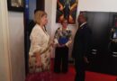 Le ministre de l’Enseignement technique et professionnel, Gustave Fulgence René Adicolle Goum, a reçu en audience l’ambassadrice de France en République du Congo le 26 juin. Cette rencontre a permis aux deux parties de faire le point sur les projets de coopération en cours et d’explorer de nouvelles pistes de partenariat en faveur de la formation professionnelle des jeunes Congolais.