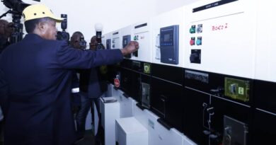 Le président de la République, Denis Sassou N'Guesso, a inauguré, le 15 juillet à Boko, dans le département du Pool, la ligne électrique moyenne tension de 30 kV reliant Kinkala, Louingui, Boko et Loumo. Cette infrastructure marque une nouvelle étape dans le renforcement de l'accès à l'électricité dans cette partie du pays et s'inscrit dans la politique nationale d'électrification portée par le programme présidentiel « Accélérer la marche vers le développement ».