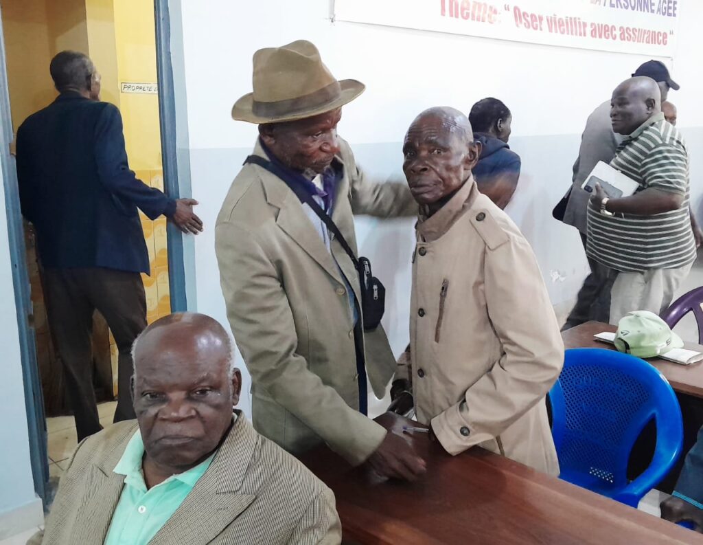 Les organisations des retraités de la Caisse de retraite des fonctionnaires (Crf) ont lancé, le 17 juillet 2026 à Brazzaville, un ultime appel au gouvernement afin d'obtenir l'ouverture d'un dialogue sur leurs principales revendications. Réunis en assemblée générale extraordinaire, leurs responsables ont accordé un délai de huit jours au Premier ministre pour les recevoir, faute de quoi ils annoncent un sit-in illimité à partir du 3 août prochain.