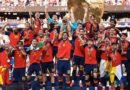 L'Espagne est de nouveau championne du monde. Seize ans après son unique sacre en Afrique du Sud, la Roja a remporté, le 19 juillet, la Coupe du monde 2026 en venant à bout de l'Argentine (1-0, après prolongation) grâce à un but décisif de Ferran Torres. Ce deuxième titre mondial consacre une génération talentueuse qui replace définitivement le football espagnol au sommet de la hiérarchie internationale.