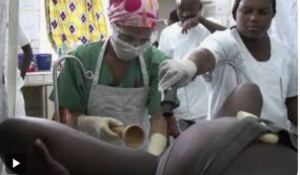 Dans l'objectif d'accélérer les actions nécessaires à l'atteinte des cibles nationales de lutte contre le cancer, le coordonnateur de l'Unité de coordination des programmes et projets (UCPP) du ministère de la Santé et de la Population, le Dr François Libama, a procédé, le 4 juillet à Brazzaville, au lancement de la campagne trimestrielle de sensibilisation intitulée « 90 jours contre le cancer ».